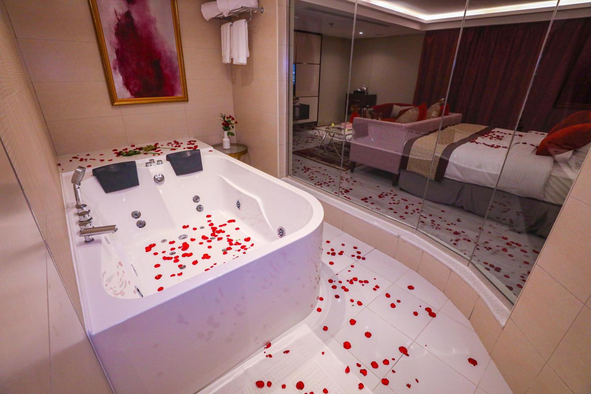 Cheerful Al Waha Unayzah Hotel 우나이자 외부 사진